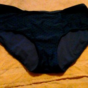 Bottom to bikini top